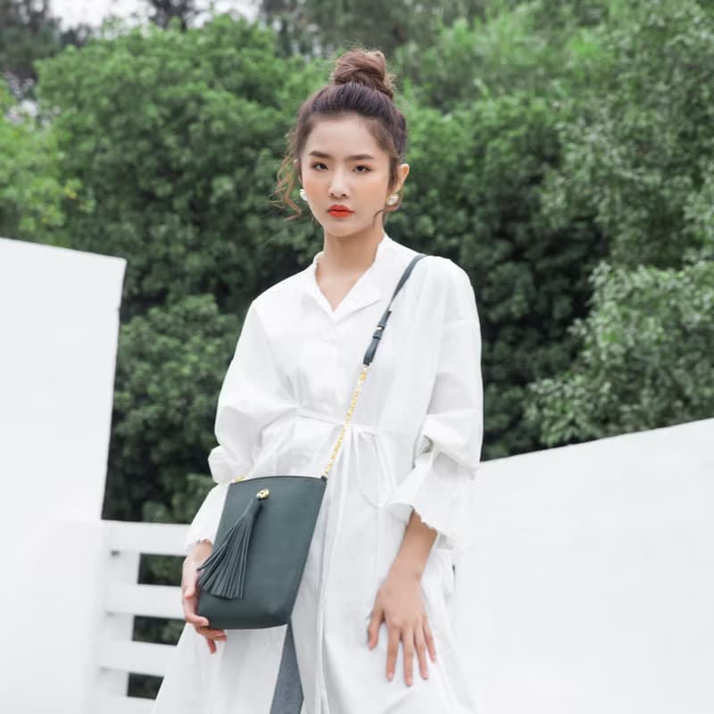 Bonia 意大利真皮流鬚斜孭袋 側背包 原創設計