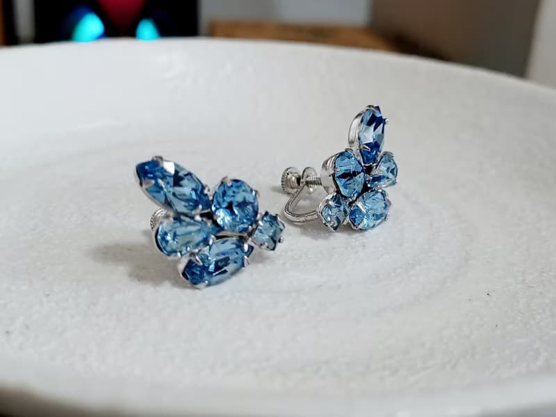 vintage jewelry  氣質佳人晶透藍色萊茵鑽 夾式耳環