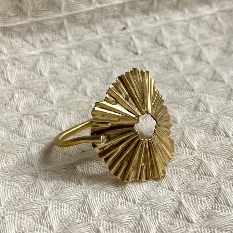 老林雜貨 | 造型大圓黃銅戒指