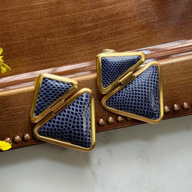 中古孤品 Loewe 羅意威 皮革 耳夾