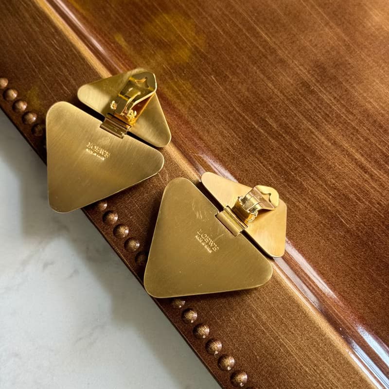 中古孤品 Loewe 羅意威 皮革 耳夾