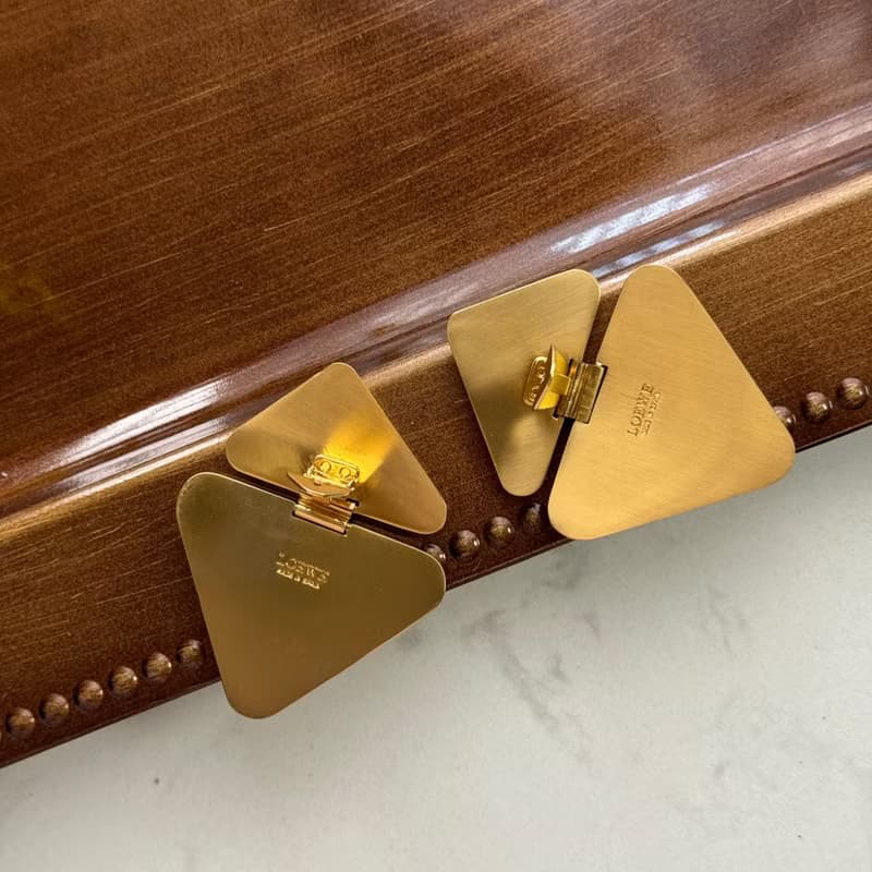中古孤品 Loewe 羅意威 皮革 耳夾