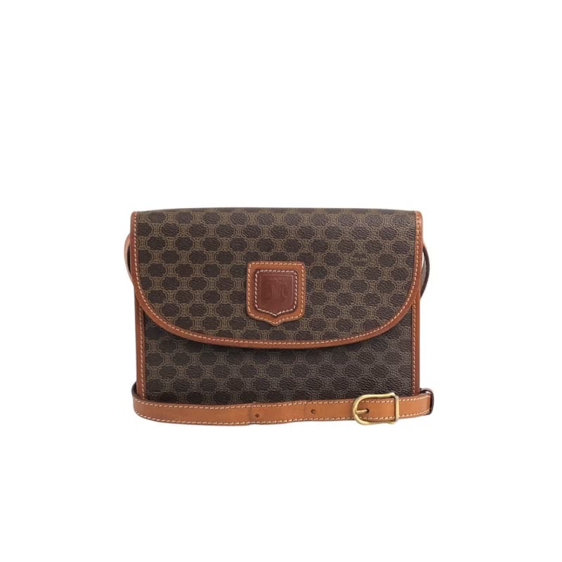 【 日本直送　名牌中古包 】CELINE セリーヌ マカダム ショルダーバッグ ブラウン ブラゾン型押し PVC/レザー vintage オールド ix2eki