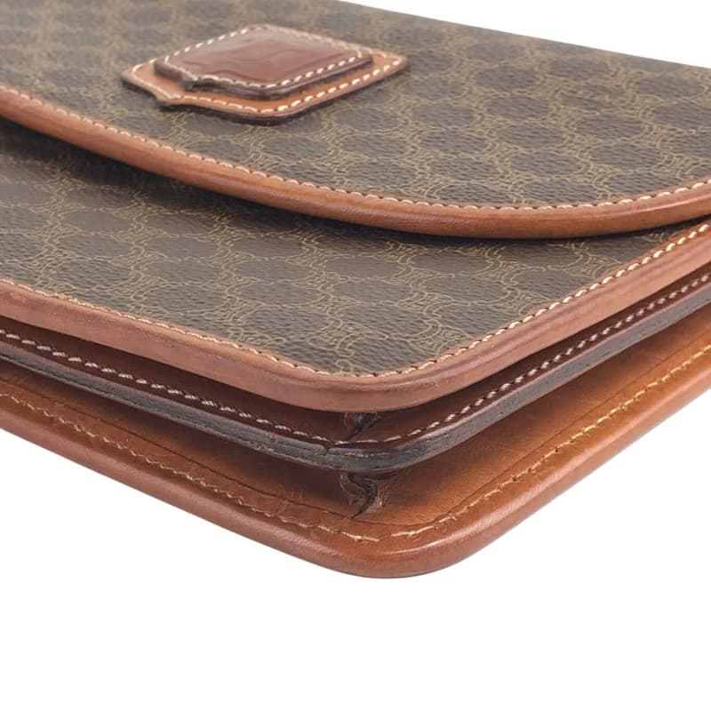 【 日本直送　名牌中古包 】CELINE セリーヌ マカダム ショルダーバッグ ブラウン ブラゾン型押し PVC/レザー vintage オールド ix2eki