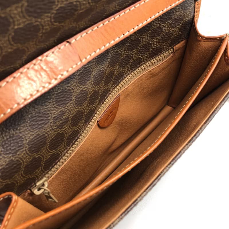 【 日本直送　名牌中古包 】CELINE セリーヌ マカダム ショルダーバッグ ブラウン ブラゾン型押し PVC/レザー vintage オールド ix2eki