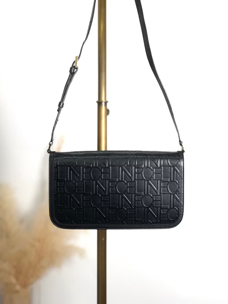 【 日本直送　名牌中古包 】CELINE セリーヌ ショルダーバッグ ブラック ロゴ 型押し レザー ミニバッグ vintage ヴィンテージ  z7yz82