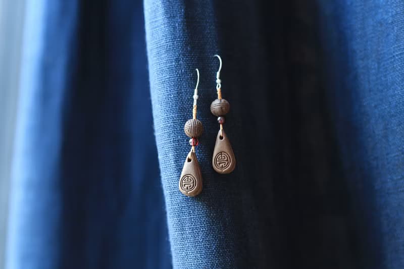 壹染指香飾 | 髻邊香 | 中式吉祥紋水滴耳墜 | 天然合香