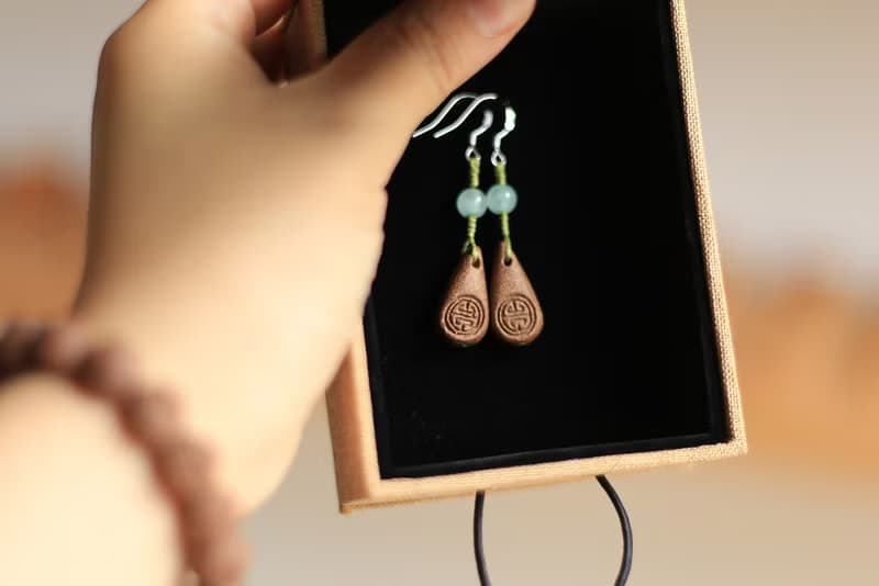 壹染指香飾 | 髻邊香 | 中式吉祥紋水滴耳墜 | 天然合香