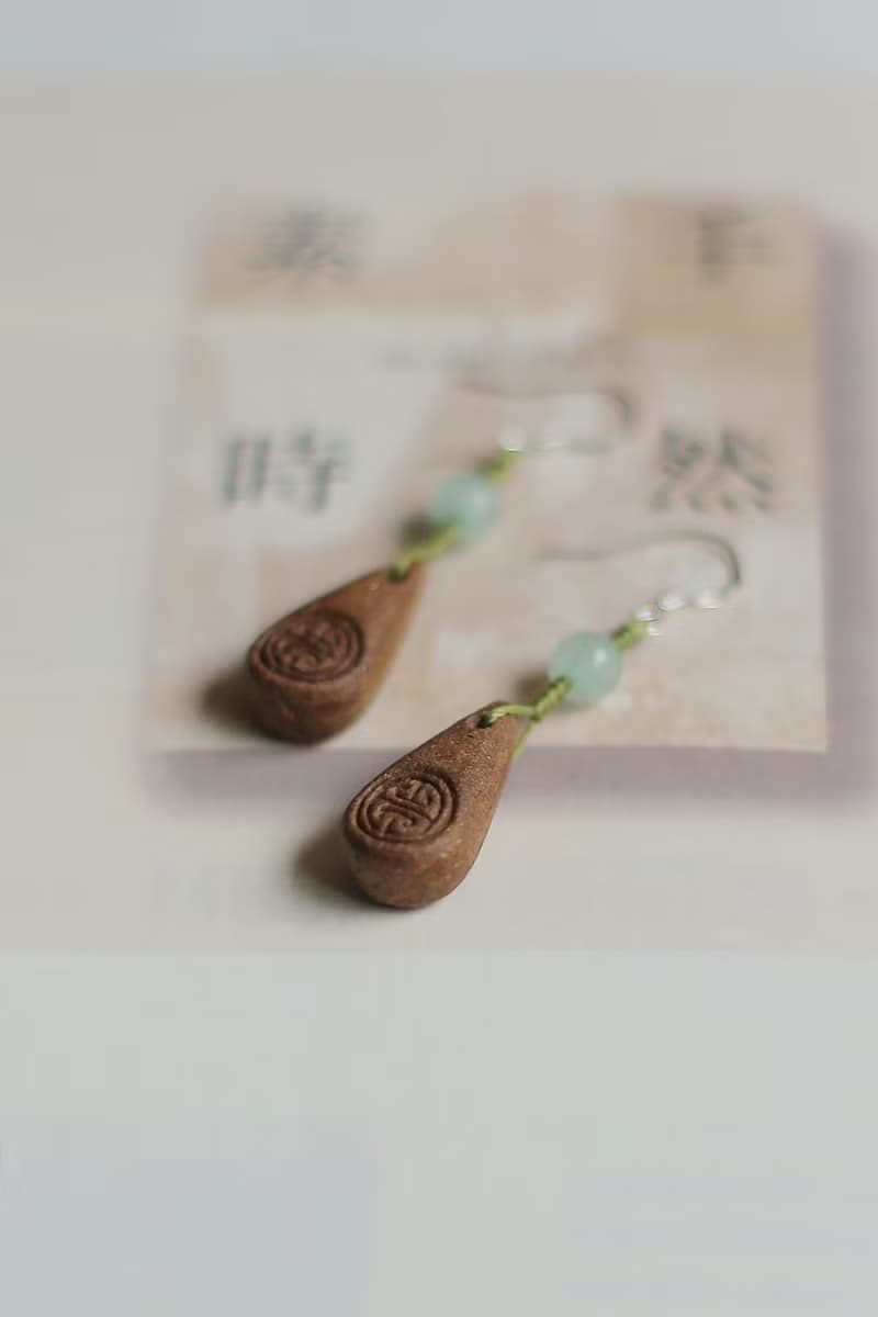 壹染指香飾 | 髻邊香 | 中式吉祥紋水滴耳墜 | 天然合香