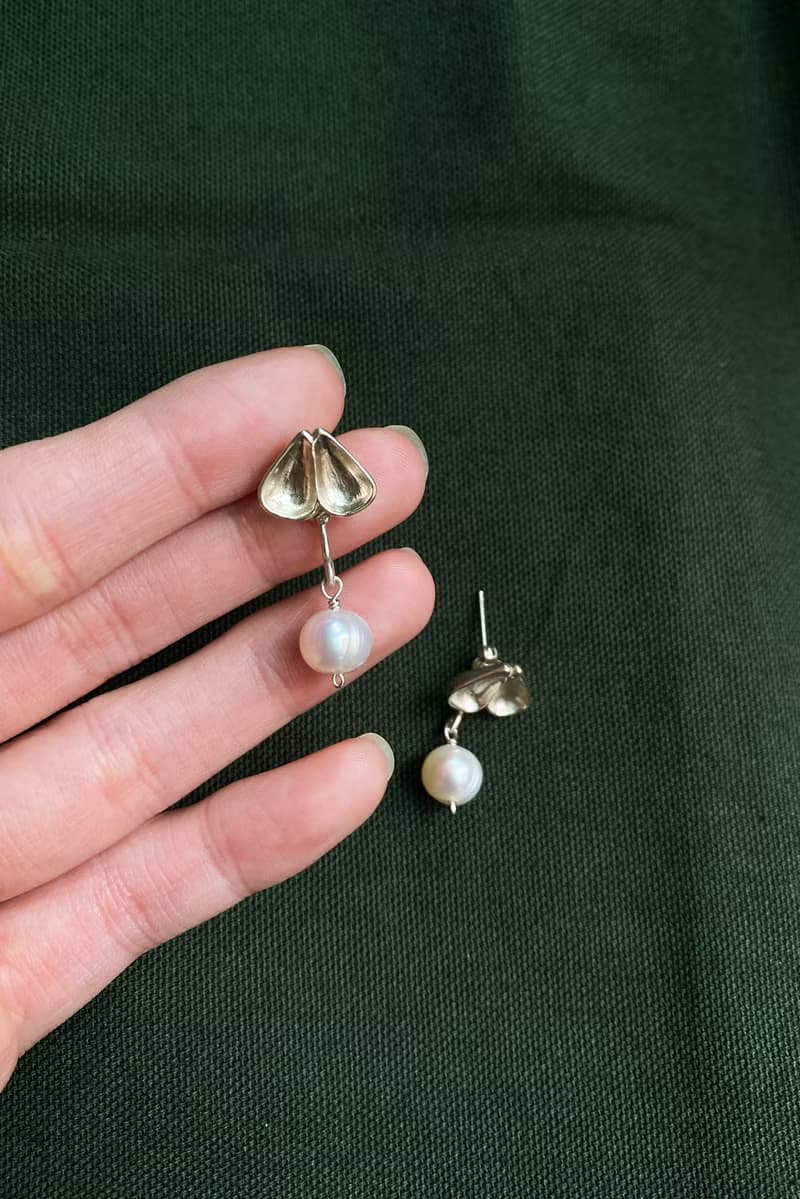 花飾珍珠耳環 - 925純銀耳環