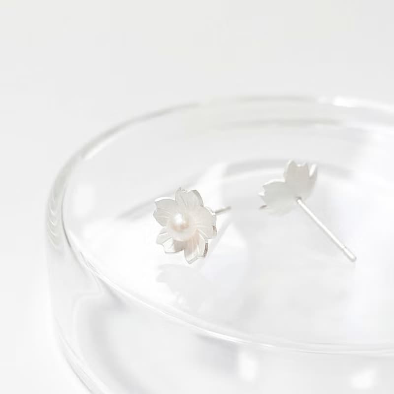 / 花見 / AAAAA淡水珍珠925純銀櫻花耳環