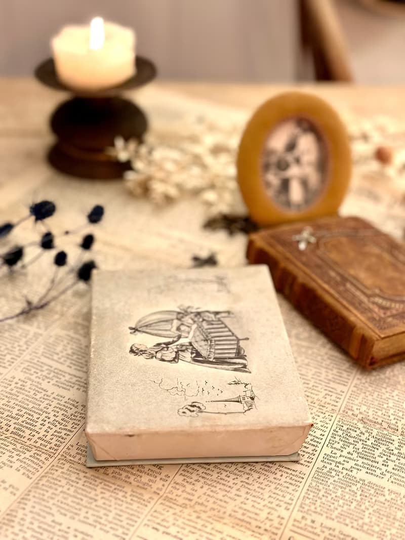 30667 罕見美麗的法國古董新生兒巧克力餅乾洗禮盒