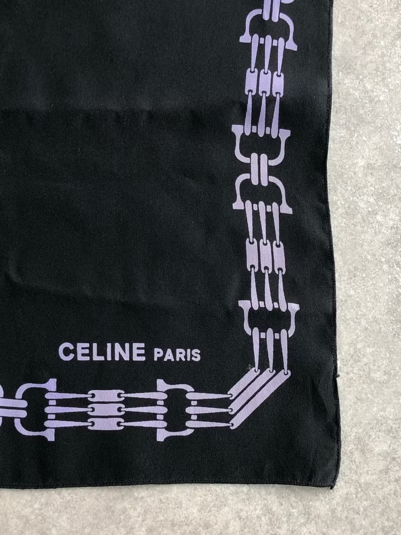 【 日本直送　名牌中古包 】CELINE セリーヌ スカーフ ブラック ホースビット シルク vintage ヴィンテージ オールド fpauwi