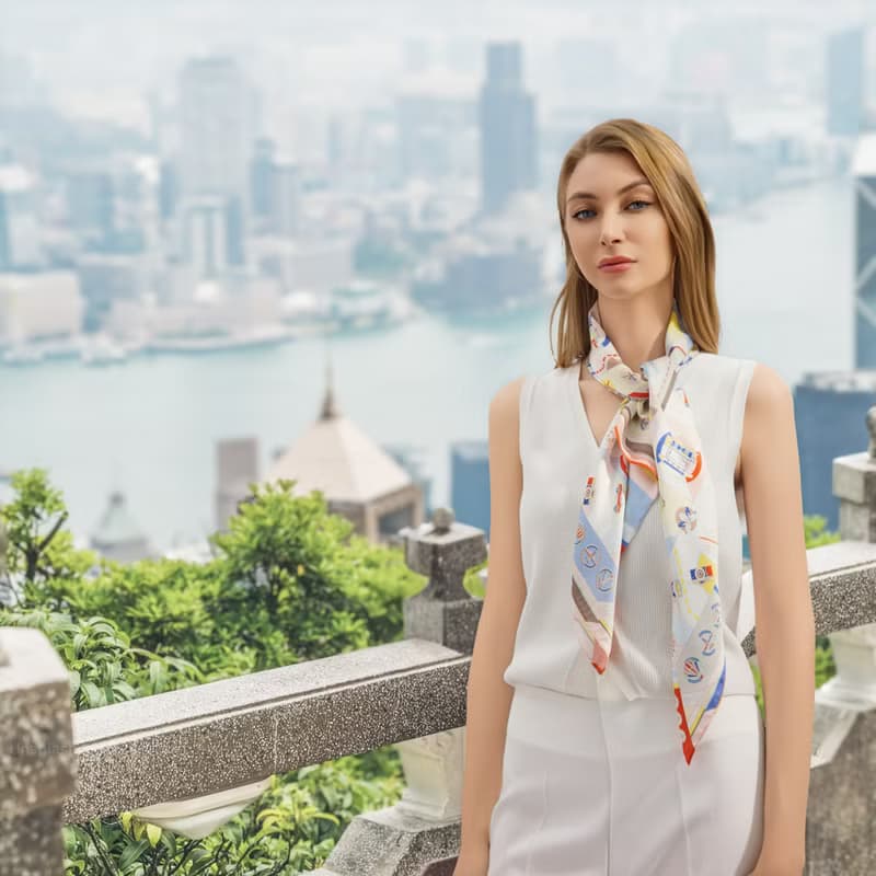 光輝年華大方巾絲巾90厘米 Jardin Des Fontaines