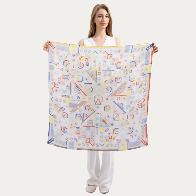 光輝年華大方巾絲巾90厘米 Jardin Des Fontaines