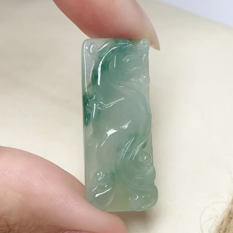 冰飄藍花翡翠古龍牌 | 天然緬甸A貨翡翠 | 送禮