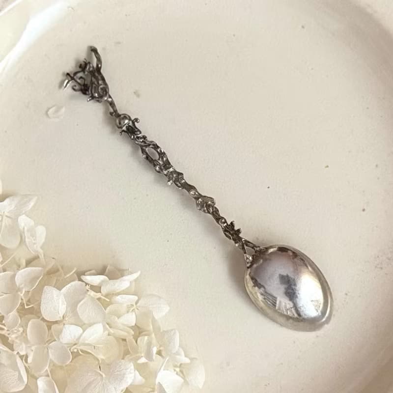 50400-絕美法國古董手柄雕飾鍍銀茶匙