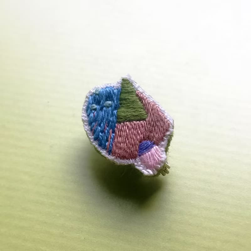 | 舊款出清5折 | 迷你手工刺繡胸針/別針 秋天的幾何系列04