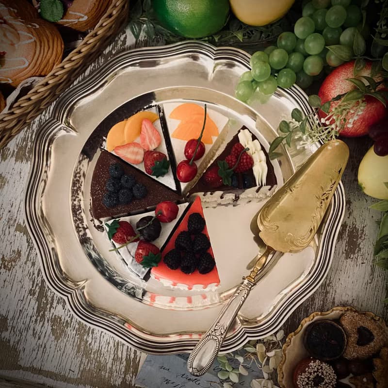 路易十五風格 花型厚鍍銀大盤