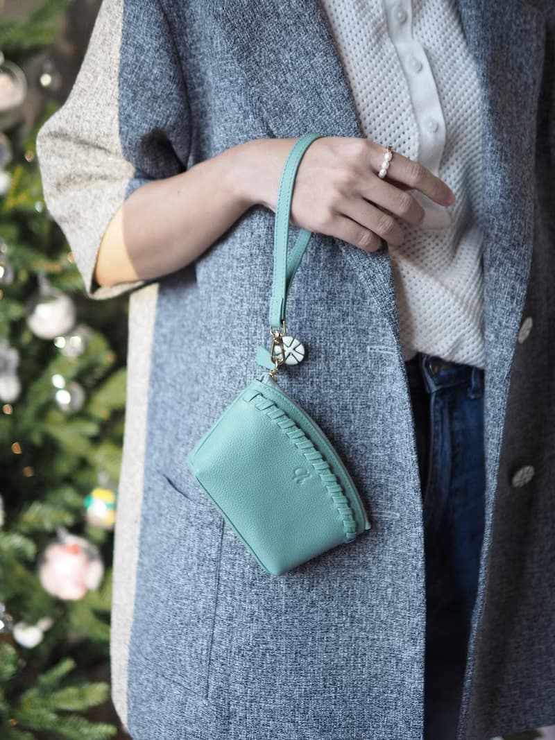 Pie (Aqau) :  Multi-purpose bag, Leather wallet, pouch , Soft leather