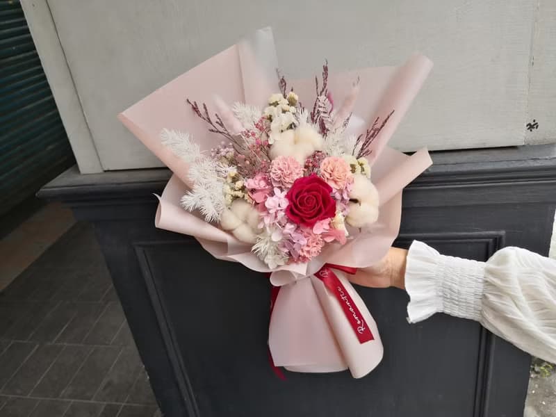 情人節 韓式 永生玫瑰花束 平價 送禮 告白 永生白粉玫瑰 求婚花