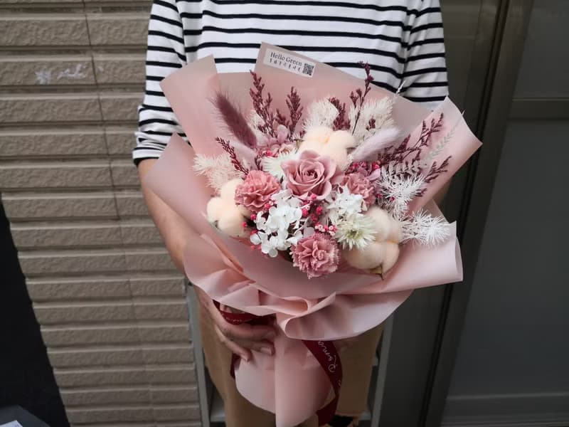 情人節 韓式 永生玫瑰花束 平價 送禮 告白 永生白粉玫瑰 求婚花