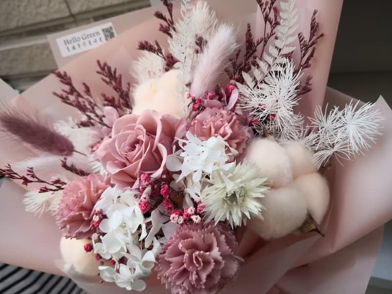 情人節 韓式 永生玫瑰花束 平價 送禮 告白 永生白粉玫瑰 求婚花
