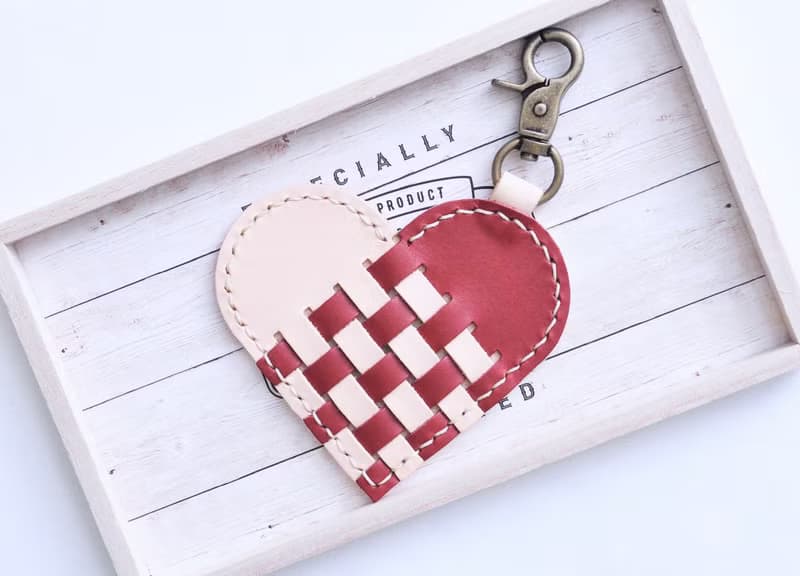 WEAVING HEART 織皮心形鑰匙扣 材料包 情人節 免費刻名 愛心