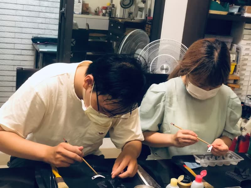 【體驗】琺瑯手作│噴釉琺瑯+皮革複合媒材手環 │文化幣│台南旅遊