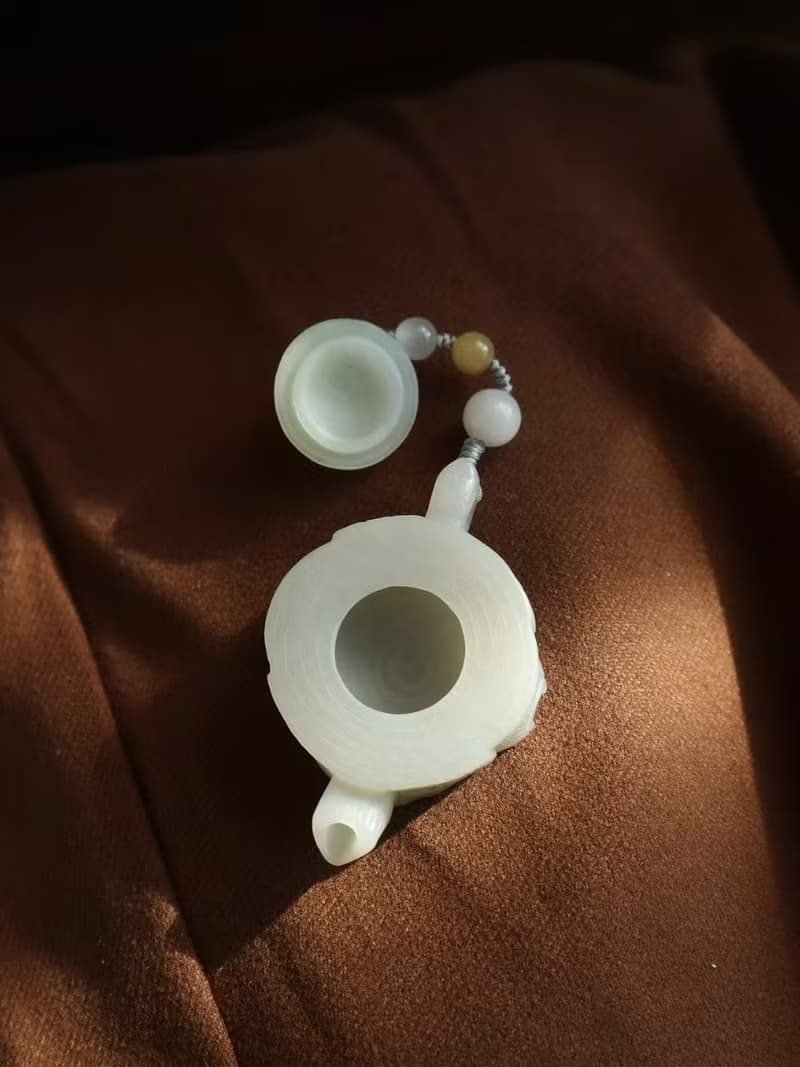 天然和田玉把把壺手把件 立體精雕 內部掏空茶壺茶寵茶具麻將必備