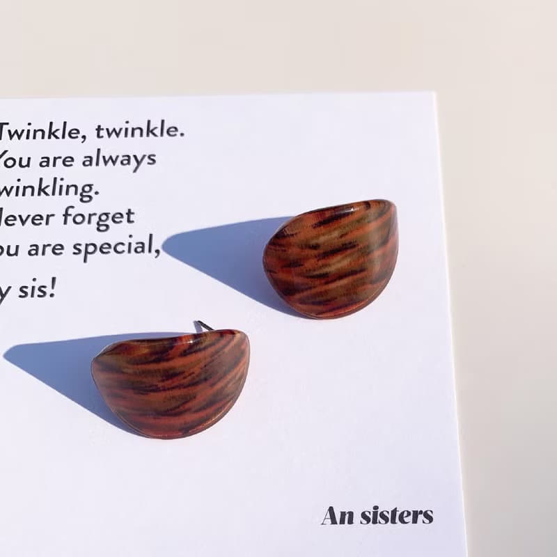 【出清Sale】琥珀布紋水滴壓克力耳環 Redish Brown earrings
