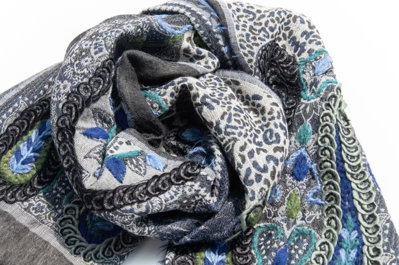 喀什米爾Cashmere/水煮羊毛披肩/針織圍巾/刺繡圍巾/羊絨披巾-花