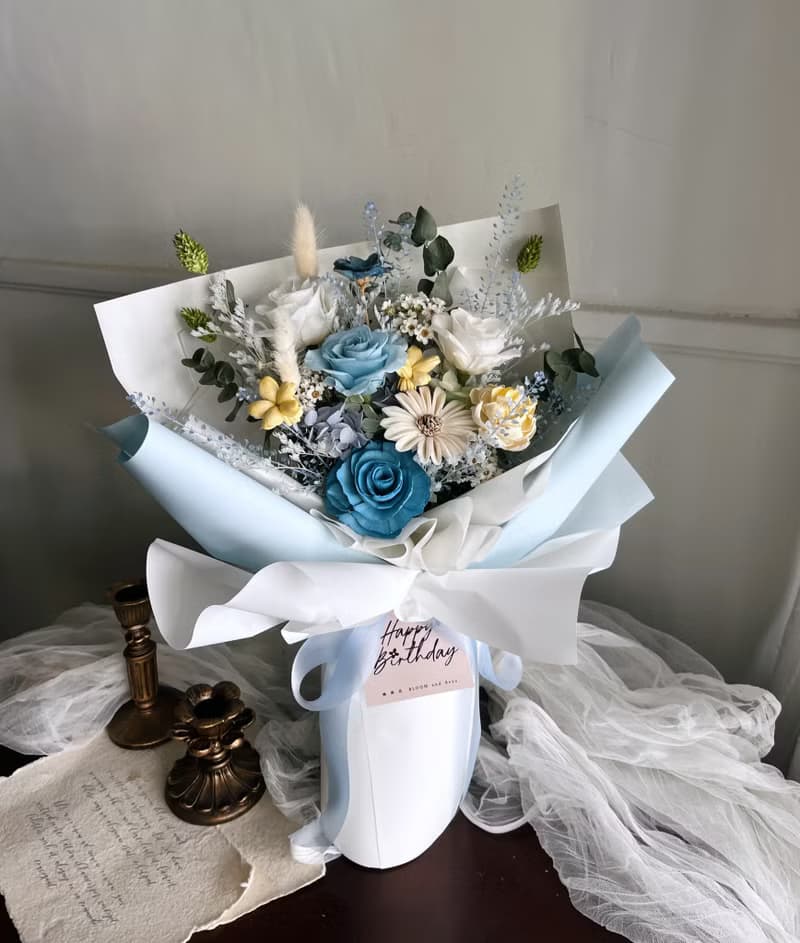 永生花束 天藍寶石藍色 情人節花束 | 生日花束 | 告白花束