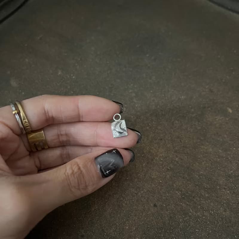 吉莫的月亮項鍊