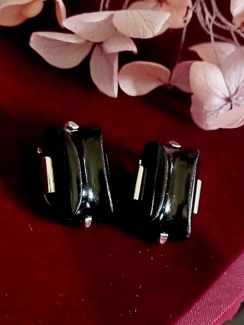 vintage jewelry  古典簡約黑色賽珞珞 夾式耳環