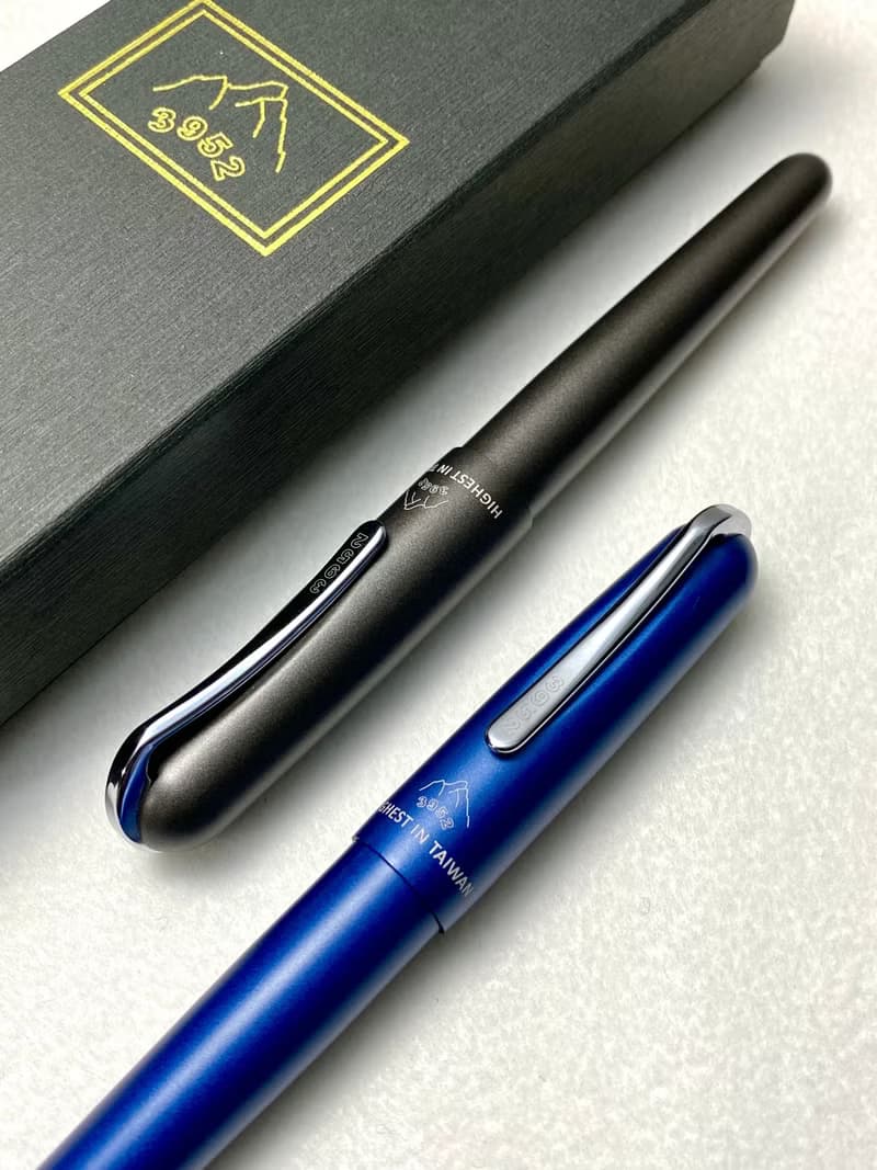 3952老山羊-BON1 藍砂/鐵砂 雙色鋼尖鋼筆