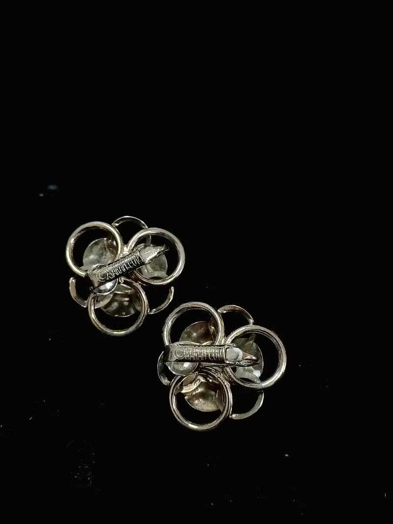 vintage jewelry  Sarah Cov 古董金屬花卉夾式耳環