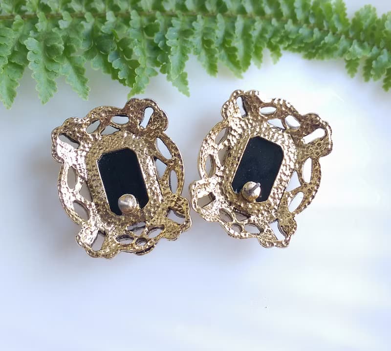 Vintage Jewelry 西洋古董飾品 金絲簍空框 復古 典雅 針式耳環
