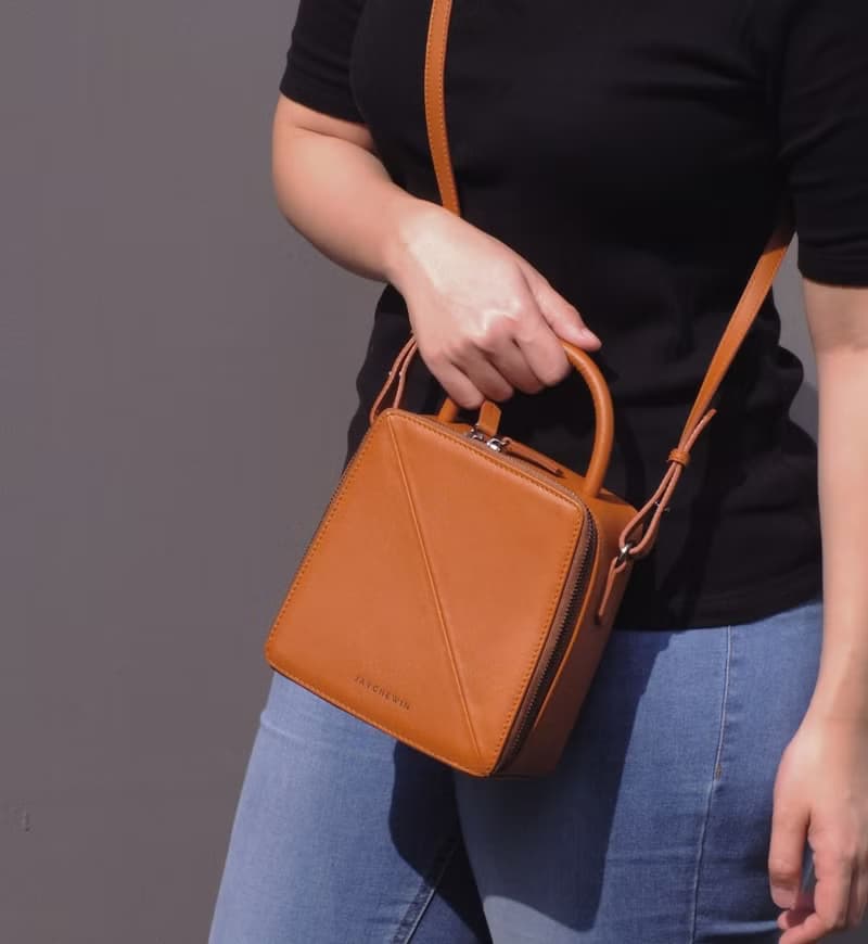 真皮包包 Butter Cross-body Bag / 肉桂色 棕色 Cinnamon