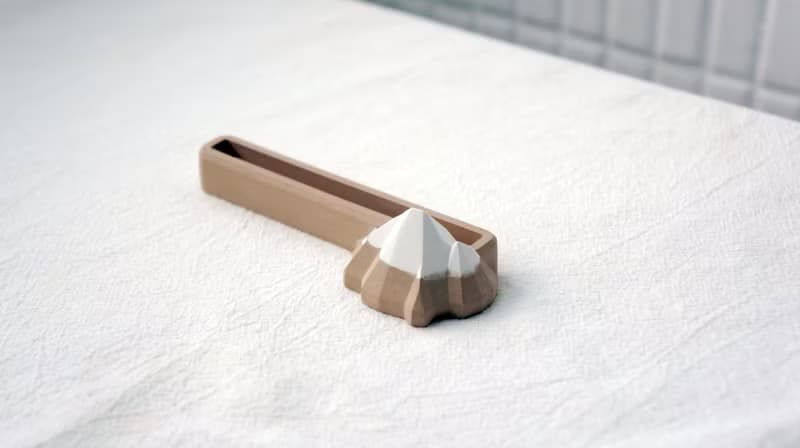 水泥小山名片座2.0-米色款 | 就像一座讓人信任的靠山(MIT)