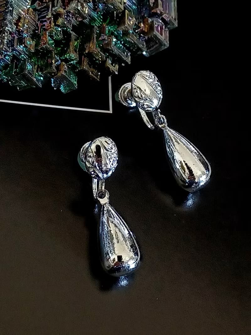 vintage jewelry  典雅銀色水滴垂墜 夾式耳環