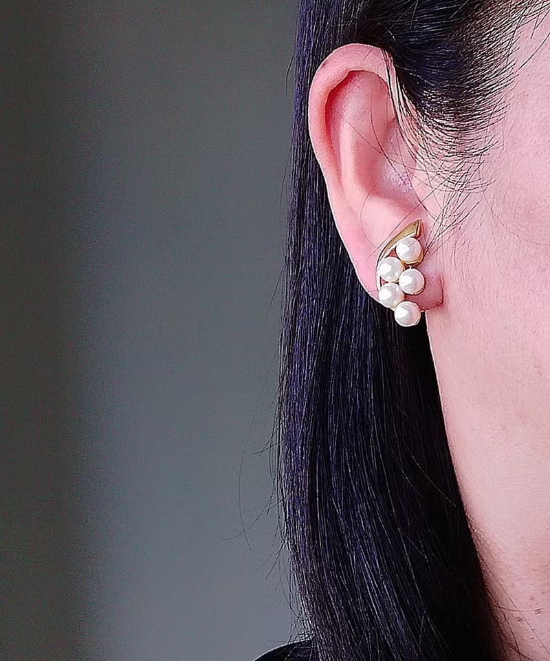 vintage jewelry  典雅新月珍珠 夾式耳環