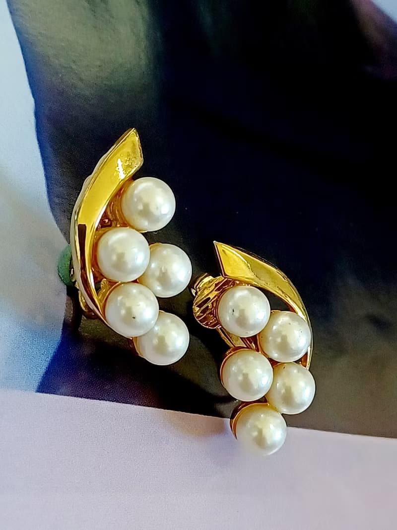 vintage jewelry  典雅新月珍珠 夾式耳環