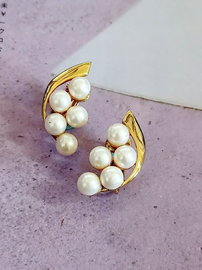 vintage jewelry  典雅新月珍珠 夾式耳環