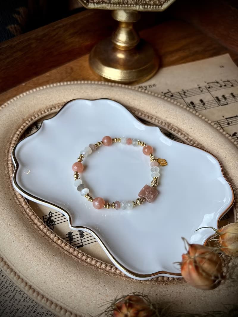 -掌心的餘溫-天然水晶手鏈/黃銅手鍊