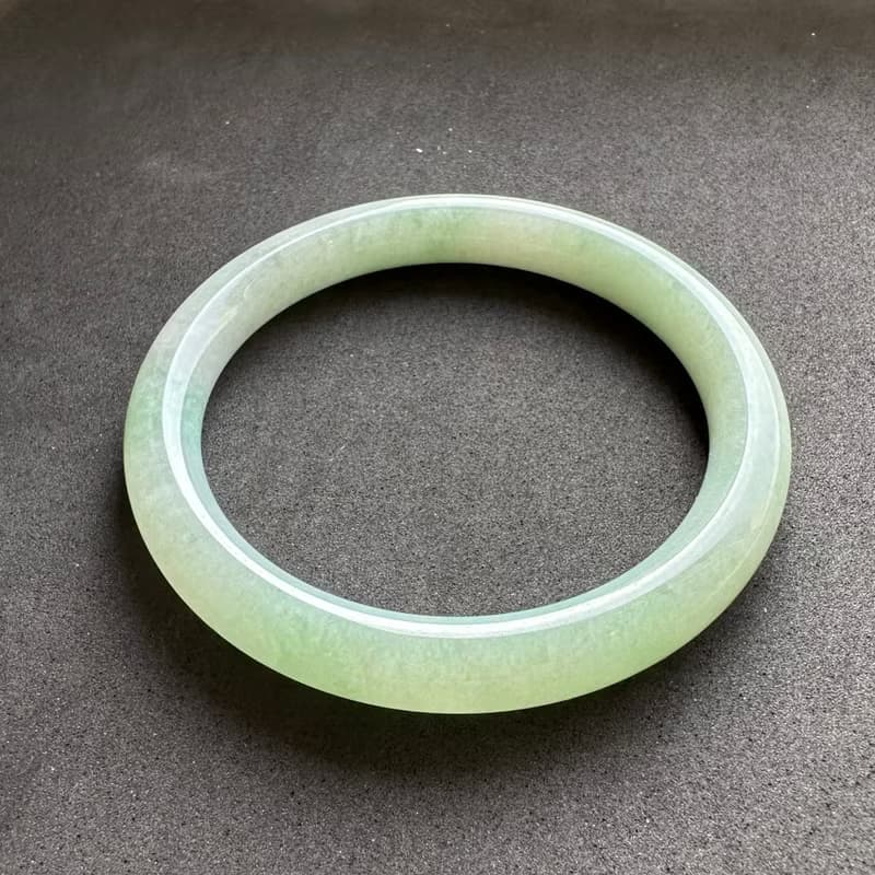天然A貨翡翠手鐲 果綠圓條手鐲 54.9圈口