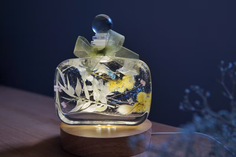 【 浮游花&飾品聯名禮盒 - 優雅香水瓶 】簡約 純銀項鍊 小夜燈