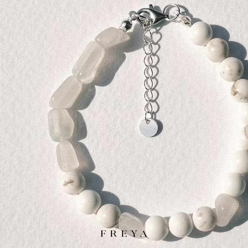 FREYA 白松石手鍊-月光石 能量水晶寶石 平靜情緒 正能量心靈平衡