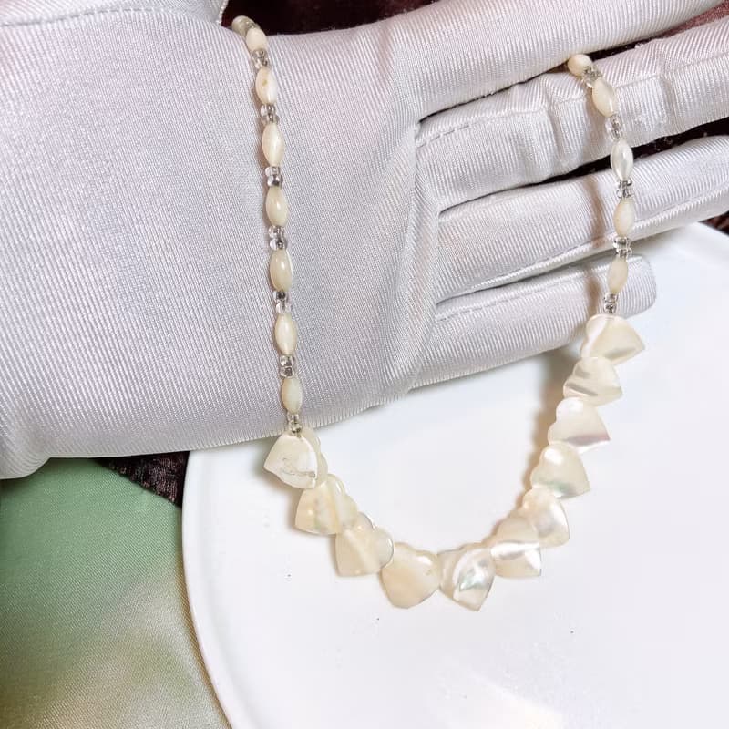 【西洋古董飾品】愛心天然珍珠母貝光澤 光澤感折射 天然美項鍊