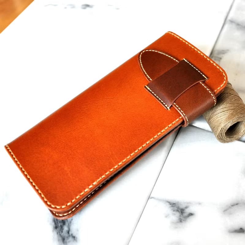 カード収納重視の長財布　No.1　ブッテーロ